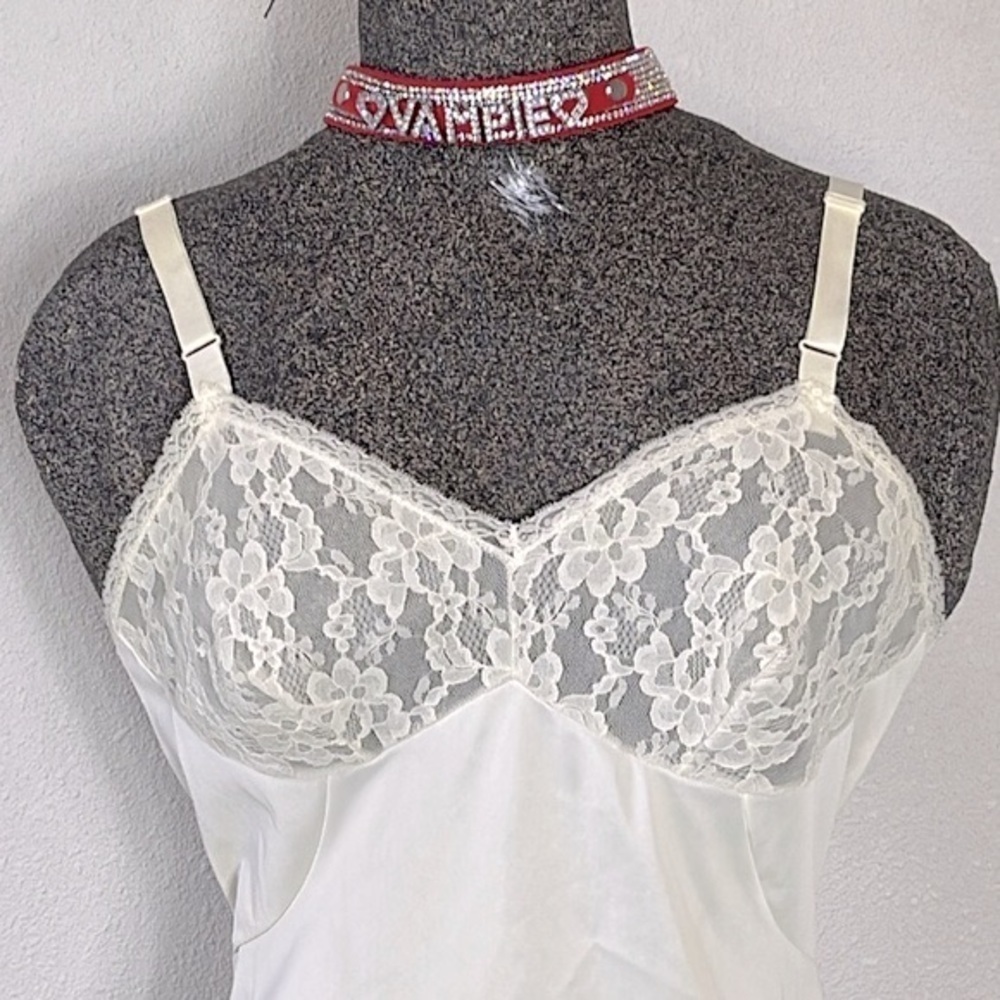 Vintage Sears The Doesn’t Slip Short Slip Dress 60s Nylon Anti-Cling Lingerie 32 - Picture 13 of 16